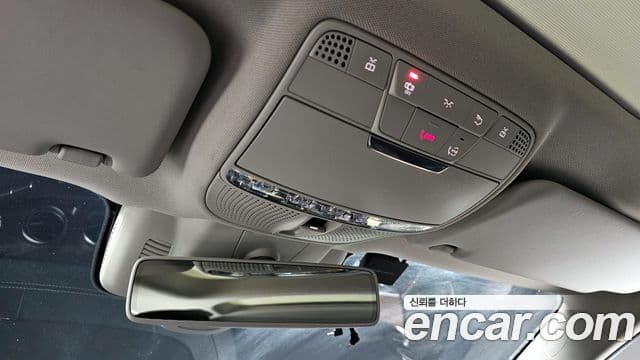 Mercedes-Benz E-Class 2019 — Şəkil 17/20