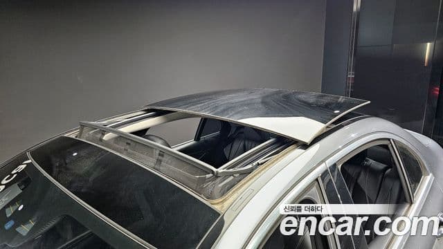Mercedes-Benz E-Class 2019 — Şəkil 19/20