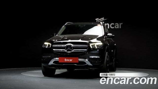 Mercedes-Benz GLE-Class 2022 — Photo 13/20