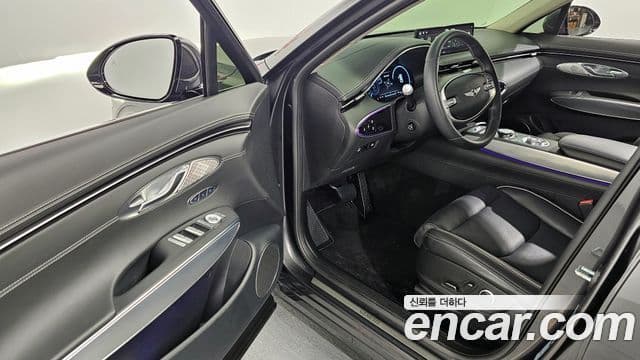 Genesis GV70 2023 — фото 10 из 20