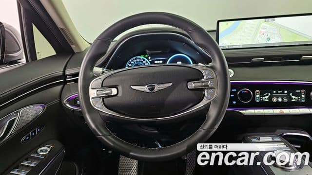 Genesis GV70 2023 — ფოტო 13/20