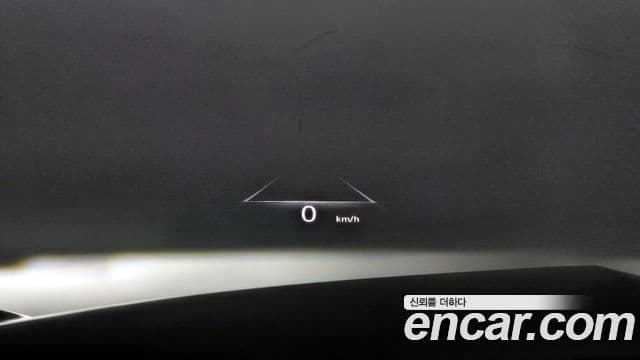 Genesis GV70 2023 — ფოტო 16/20