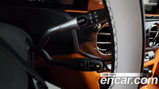 Rolls-Royce Ghost 2024 — Şəkil 7/20