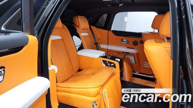 Rolls-Royce Ghost 2024 — Şəkil 12/20