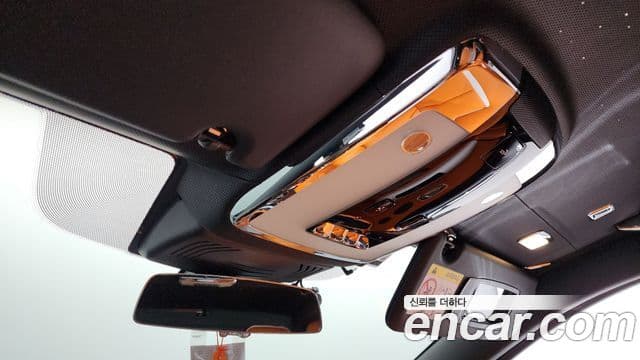Rolls-Royce Ghost 2024 — Şəkil 19/20