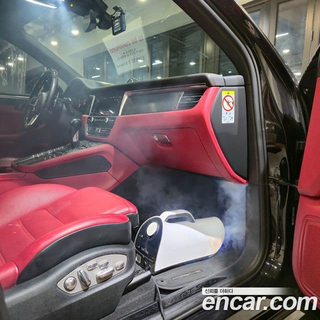 Porsche Macan 2020 — Şəkil 8/20