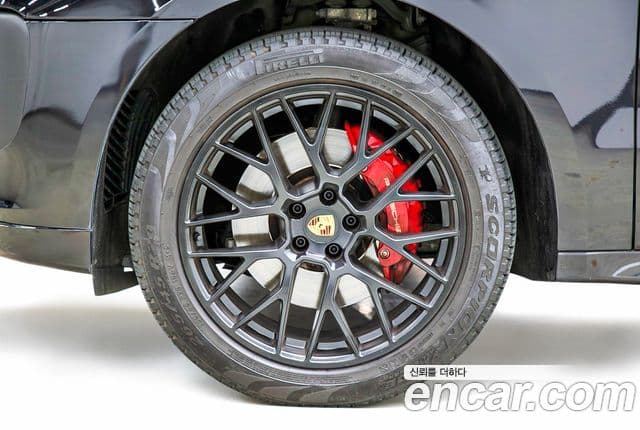 Porsche Macan 2020 — Şəkil 16/20