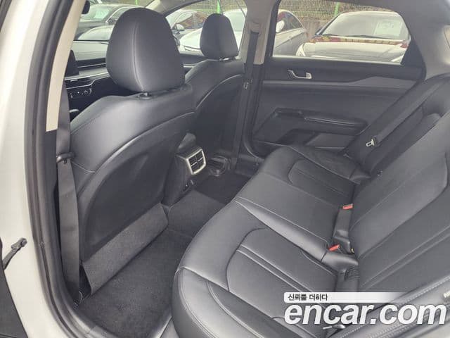 Kia K5 2024 — Photo 12/13