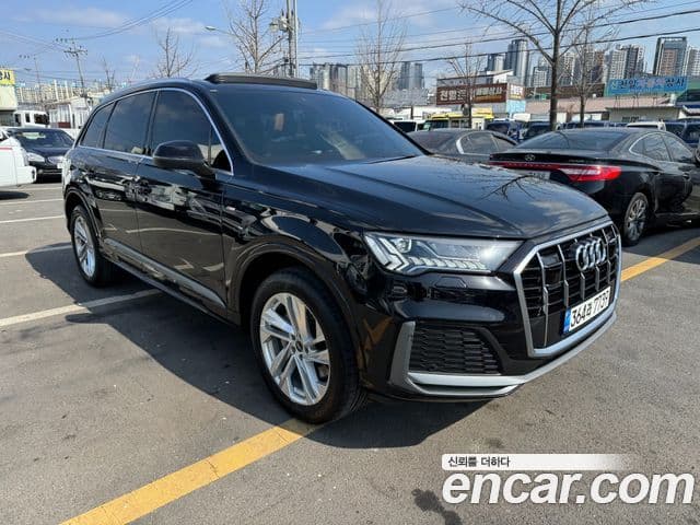 Audi Q7 2021 — Şəkil 11/20