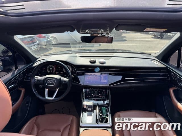 Audi Q7 2021 — Şəkil 6/20