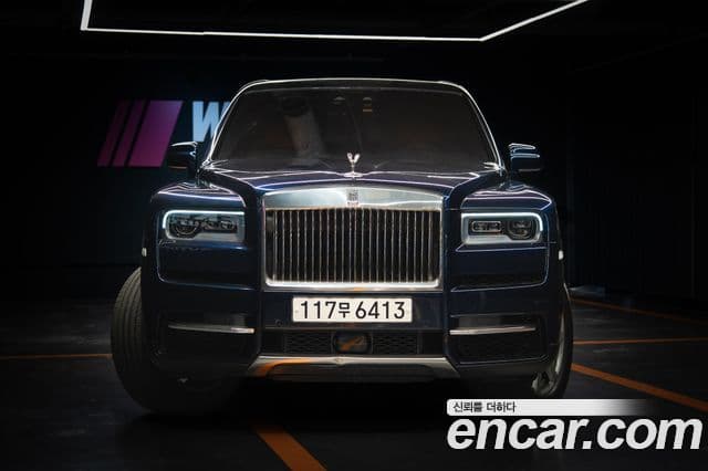 Rolls-Royce Cullinan 2022 — ფოტო 2/12