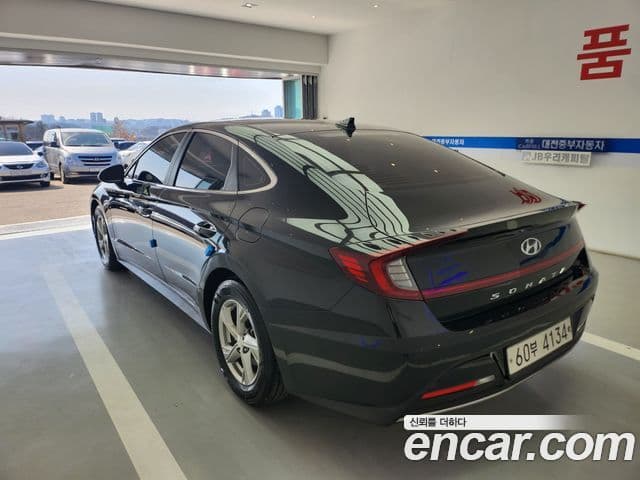 Hyundai Sonata 2019 — Фото 11/20