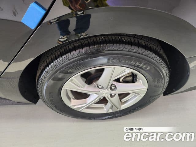 Hyundai Sonata 2019 — Фото 12/20