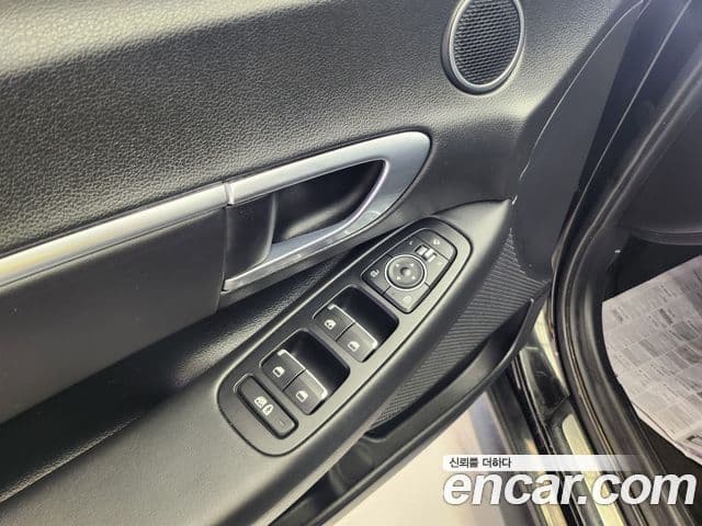Hyundai Sonata 2019 — Фото 15/20