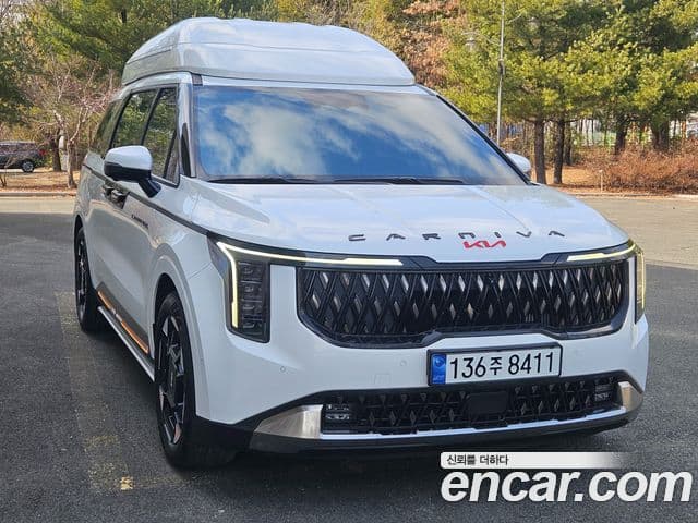 Kia Carnival 2024 — Photo 19/20