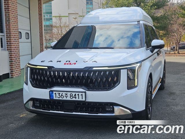 Kia Carnival 2024 — ფოტო 3/20