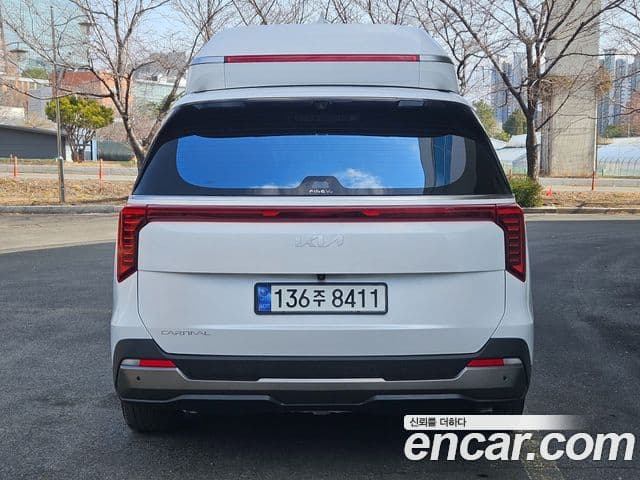Kia Carnival 2024 — ფოტო 4/20
