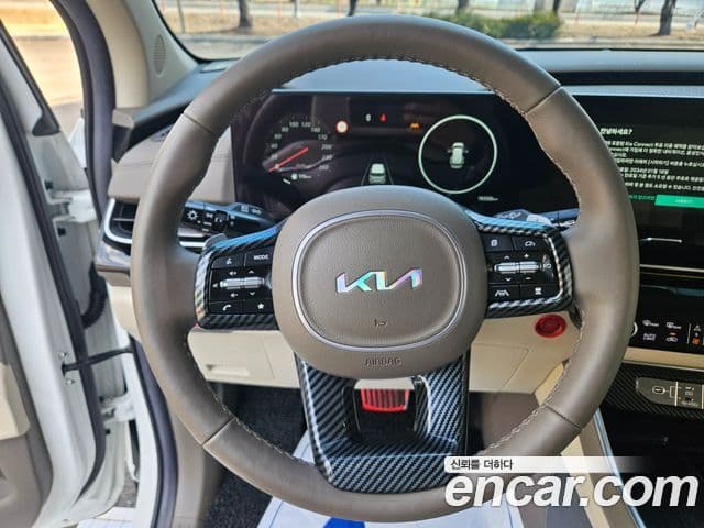 Kia Carnival 2024 — ფოტო 14/20