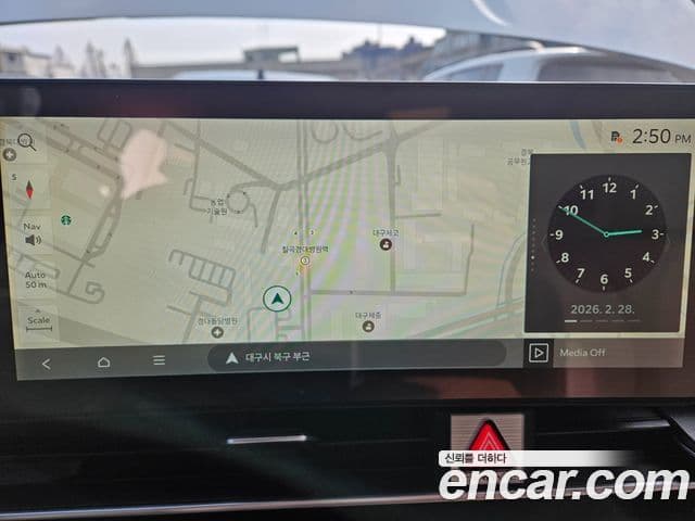 Kia Carnival 2024 — ფოტო 18/20
