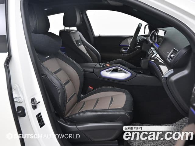 Mercedes-Benz GLE-Class 2023 — ფოტო 16/20