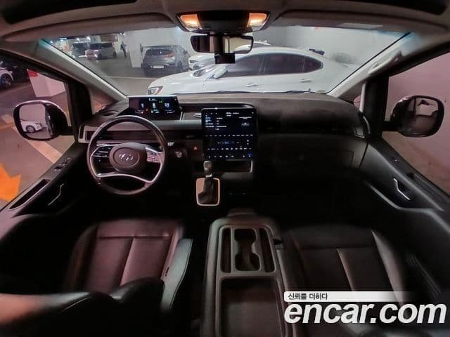 Hyundai Staria 2021 — ფოტო 5/20