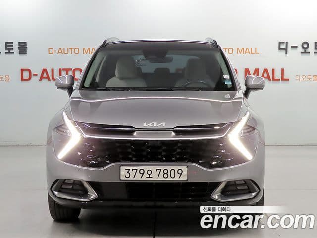 Kia Sportage 2021 — ფოტო 2/20