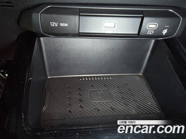 Kia Niro 2022 — Şəkil 11/16