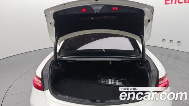 Mercedes-Benz E-Class 2018 — фото 20 из 20