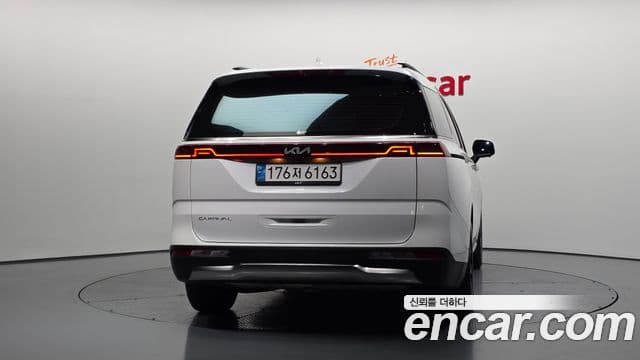 Kia Carnival 2022 — Фото 4/20