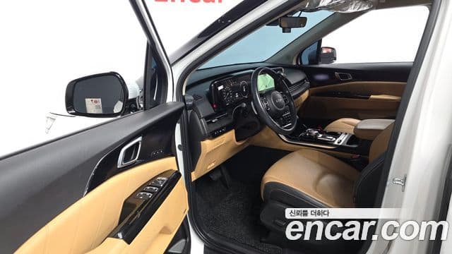 Kia Carnival 2022 — Фото 10/20