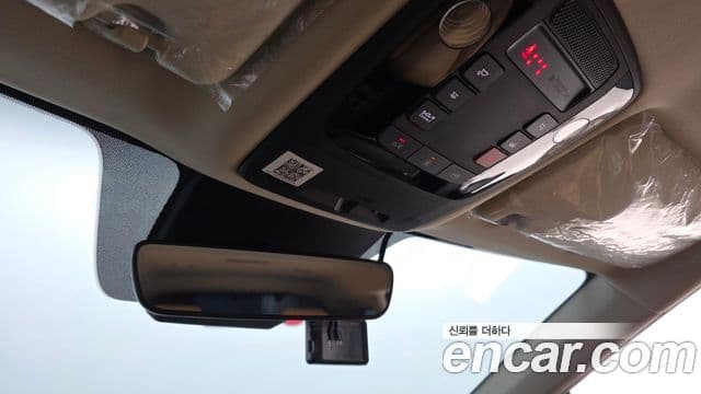 Kia Carnival 2022 — Фото 17/20