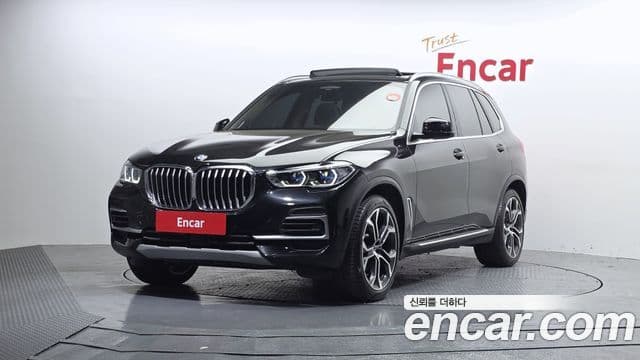 BMW X5 2022 — Фото 1/20
