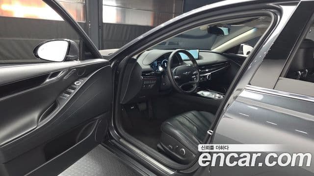 Genesis Electrified G80 2021 — фото 10 из 20