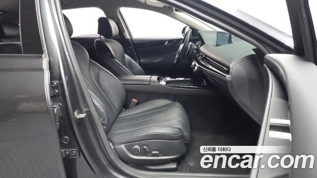 Genesis Electrified G80 2021 — Şəkil 11/20