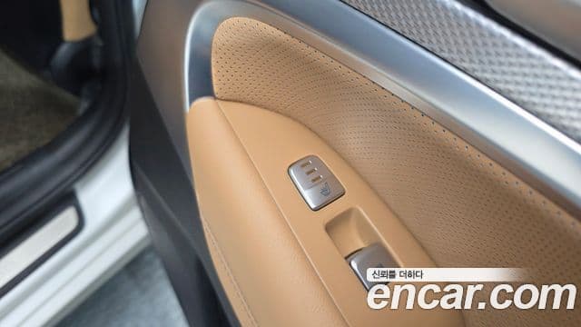 Genesis G70 2020 — ფოტო 19/20