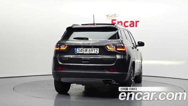 Jeep Compass 2022 — Фото 4/20