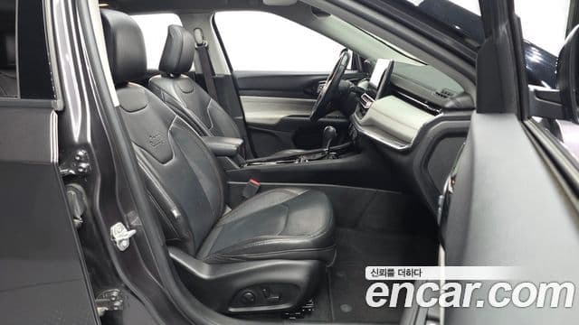 Jeep Compass 2022 — Фото 11/20