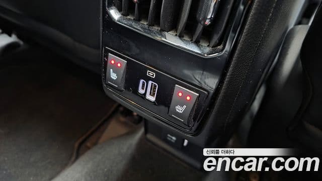 Jeep Compass 2022 — Фото 19/20
