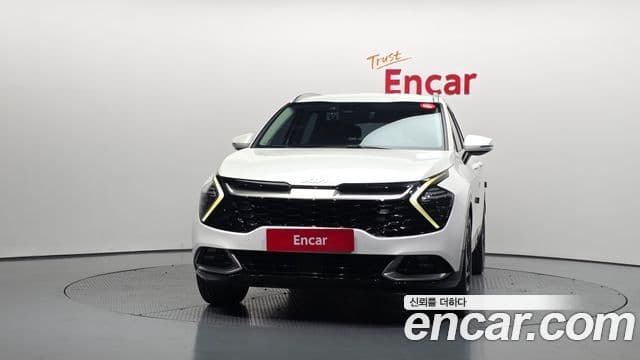 Kia Sportage 2023 — ფოტო 12/20
