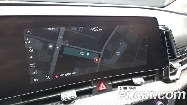 Kia Sportage 2023 — ფოტო 6/20