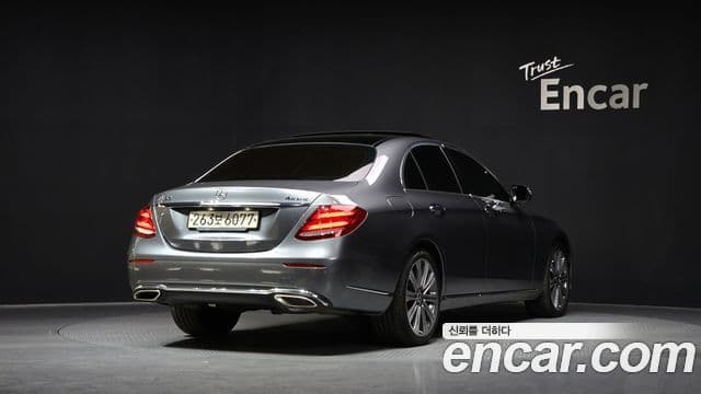 Mercedes-Benz E-Class 2020 — Şəkil 1/20