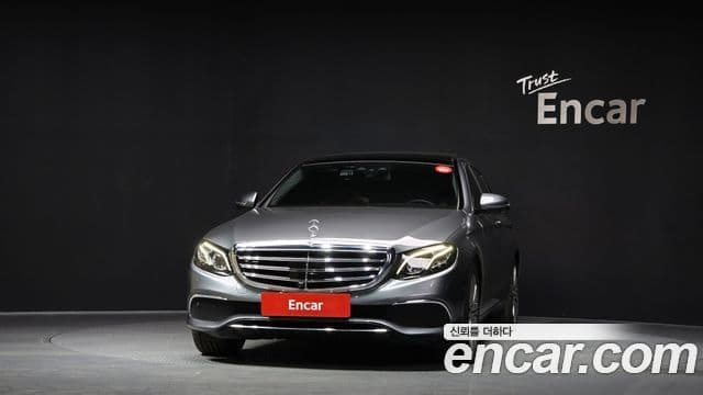 Mercedes-Benz E-Class 2020 — Şəkil 2/20