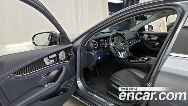 Mercedes-Benz E-Class 2020 — Şəkil 9/20
