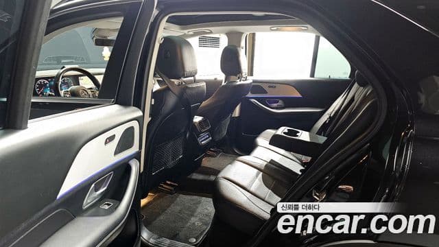 Mercedes-Benz GLE-Class 2020 — ფოტო 11/20