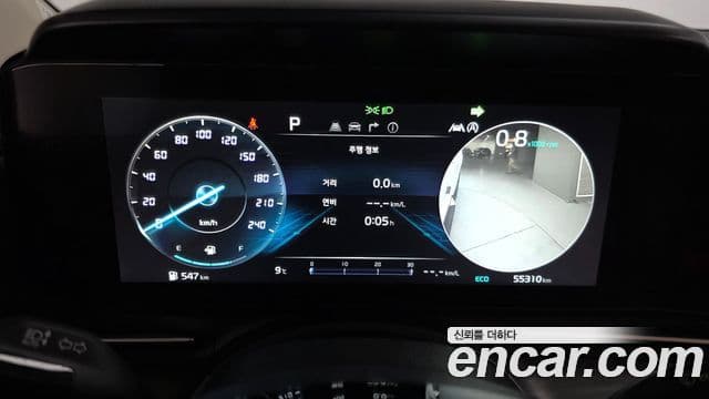 Kia Carnival 2022 — ფოტო 8/20