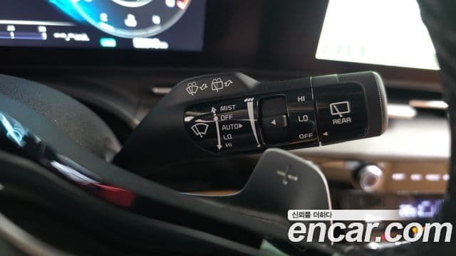 Kia Carnival 2022 — ფოტო 9/20
