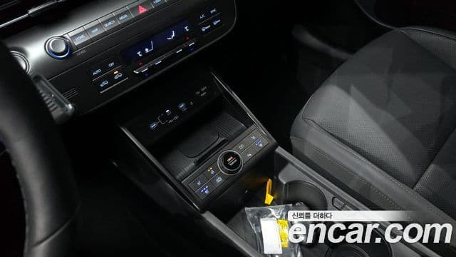 Hyundai Kona 2024 — Şəkil 17/20