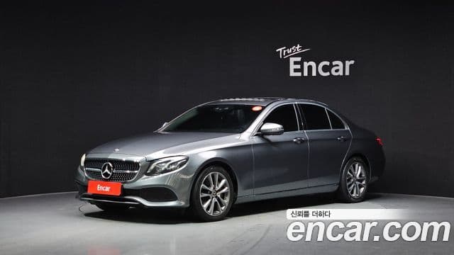 Mercedes-Benz E-Class 2019 — Şəkil 1/20