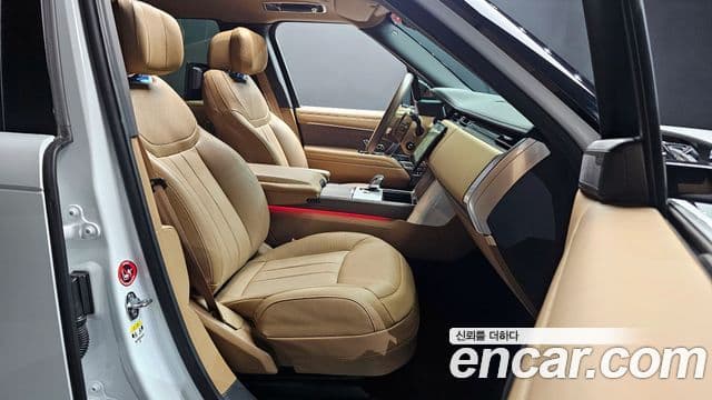 Land Rover Range Rover 2025 — Фото 10/20