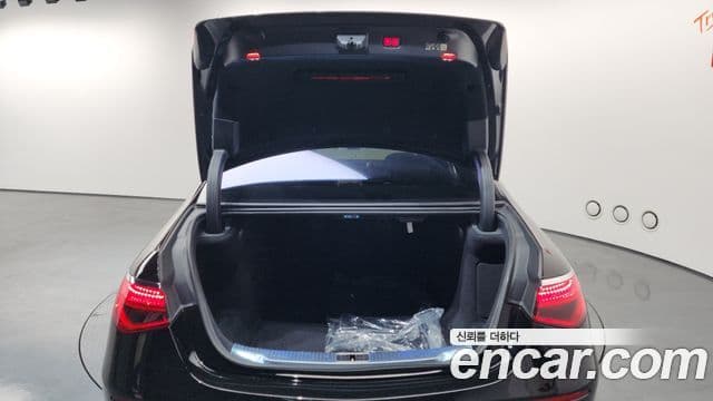 Mercedes-Benz S-Class 2022 — ფოტო 20/20